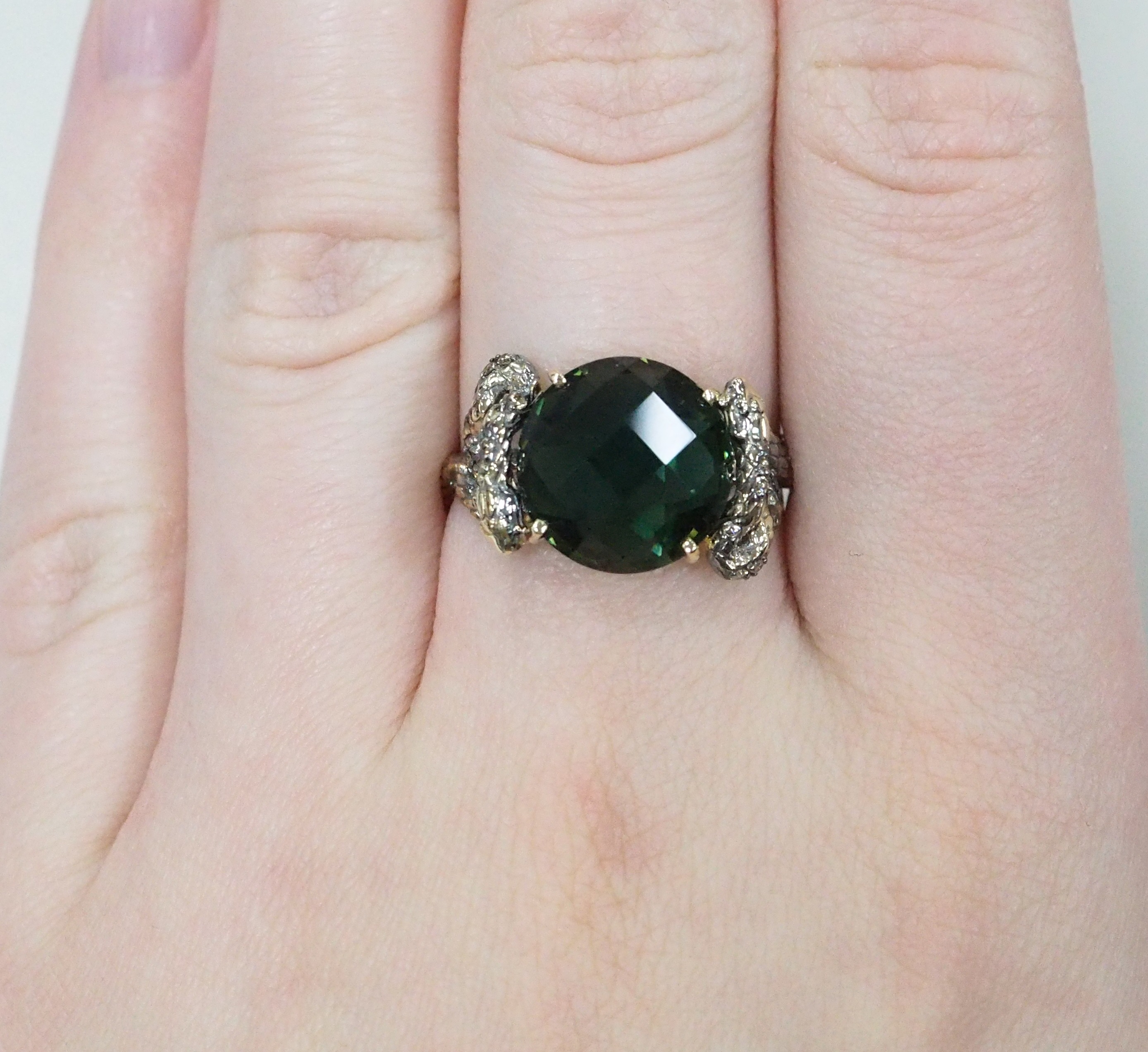 Кольцо из желтого золота с кварцем